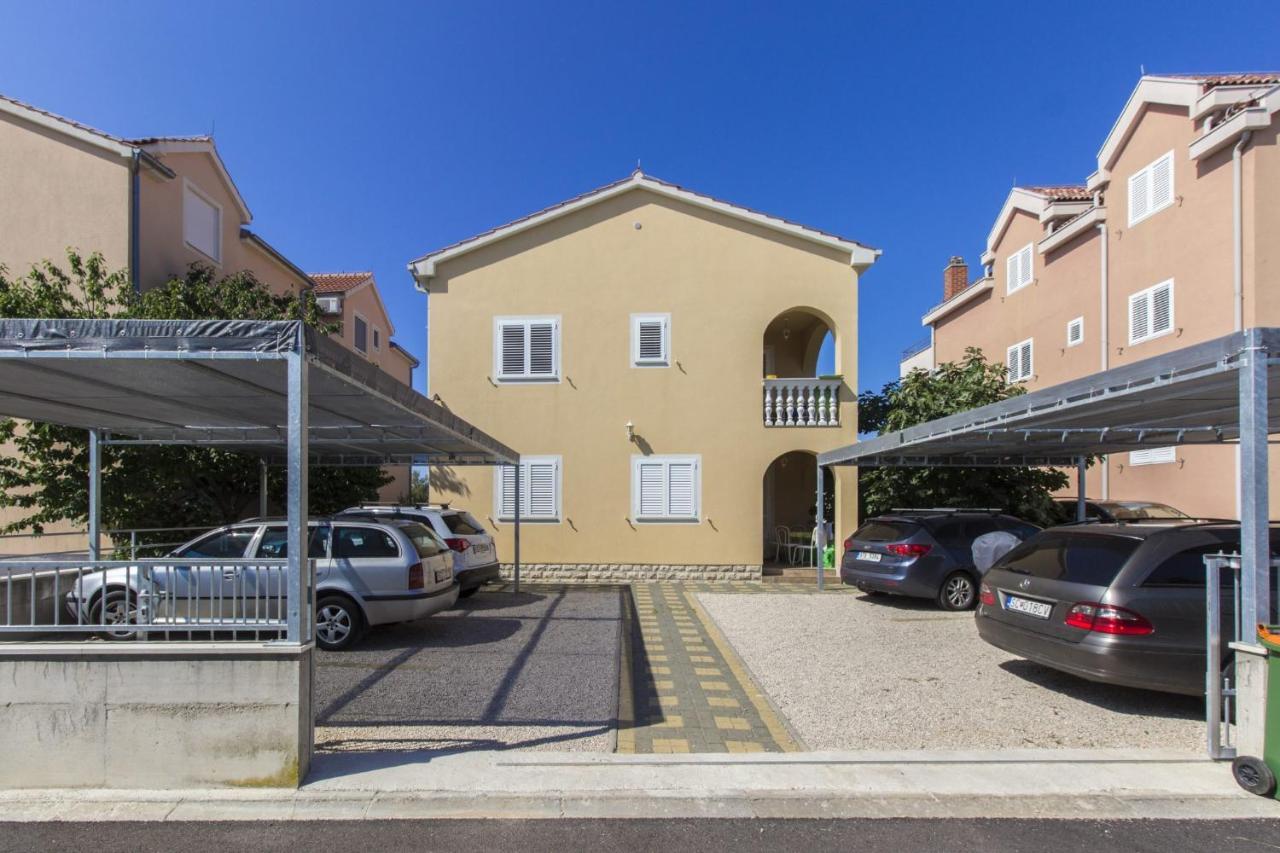 Apartments Dalibor Vodice Exterior photo