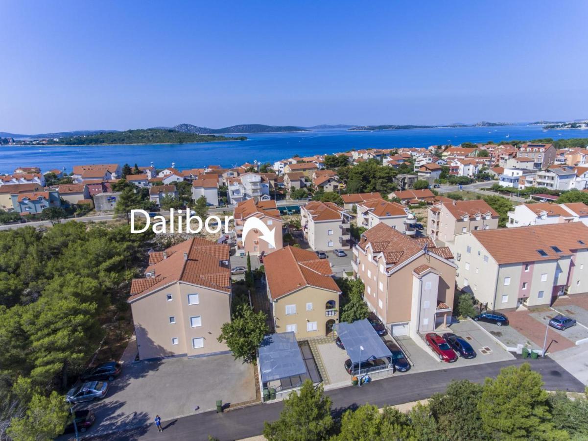 Apartments Dalibor Vodice Exterior photo