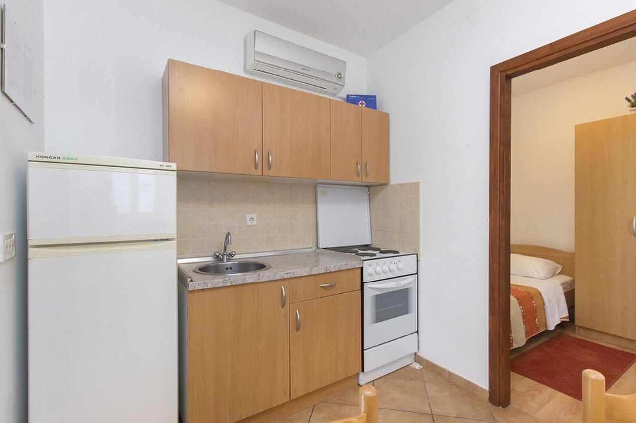 Apartments Dalibor Vodice Exterior photo