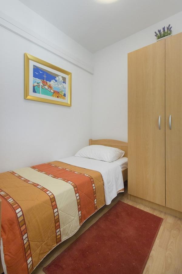 Apartments Dalibor Vodice Exterior photo